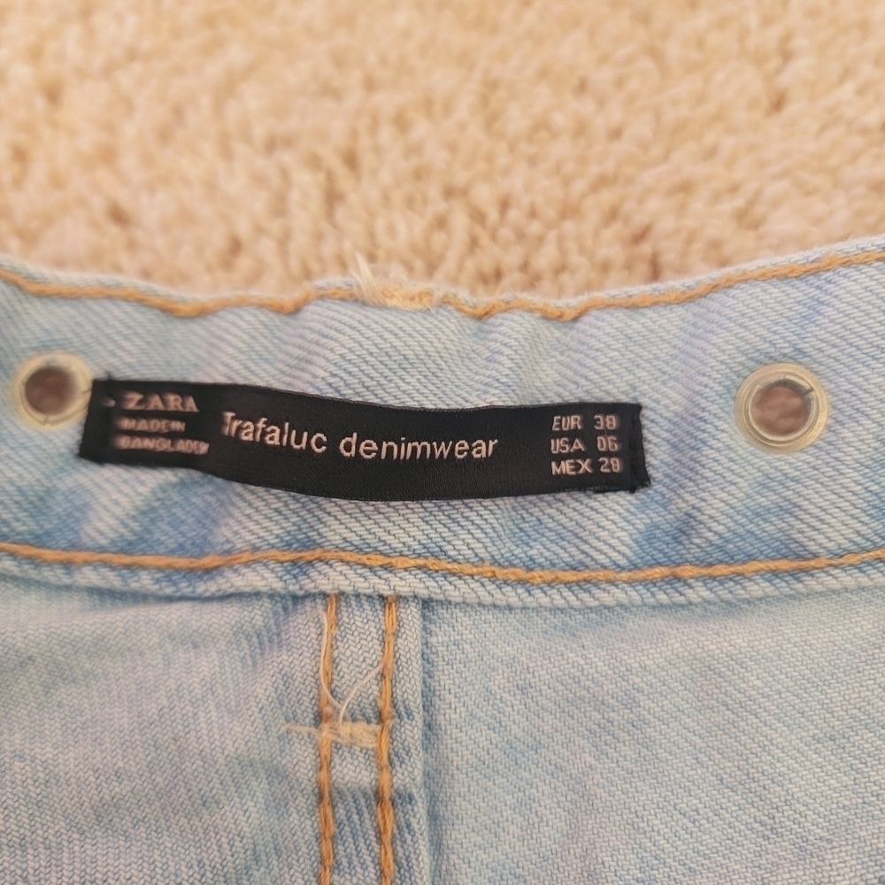 Zara Denim Shorts 6 - Picture 4 of 11